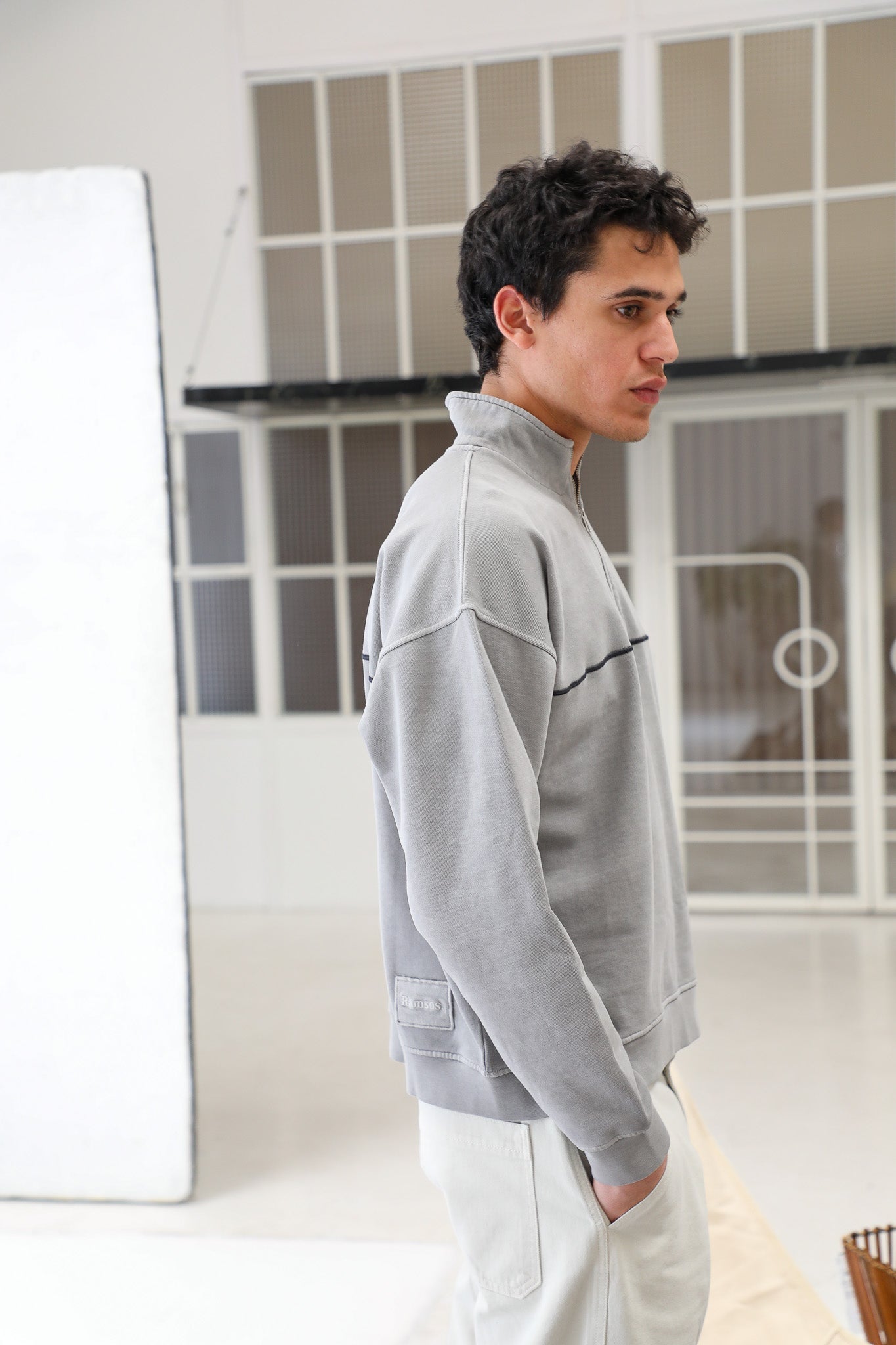 Flow™ Huppari Line Harmaa