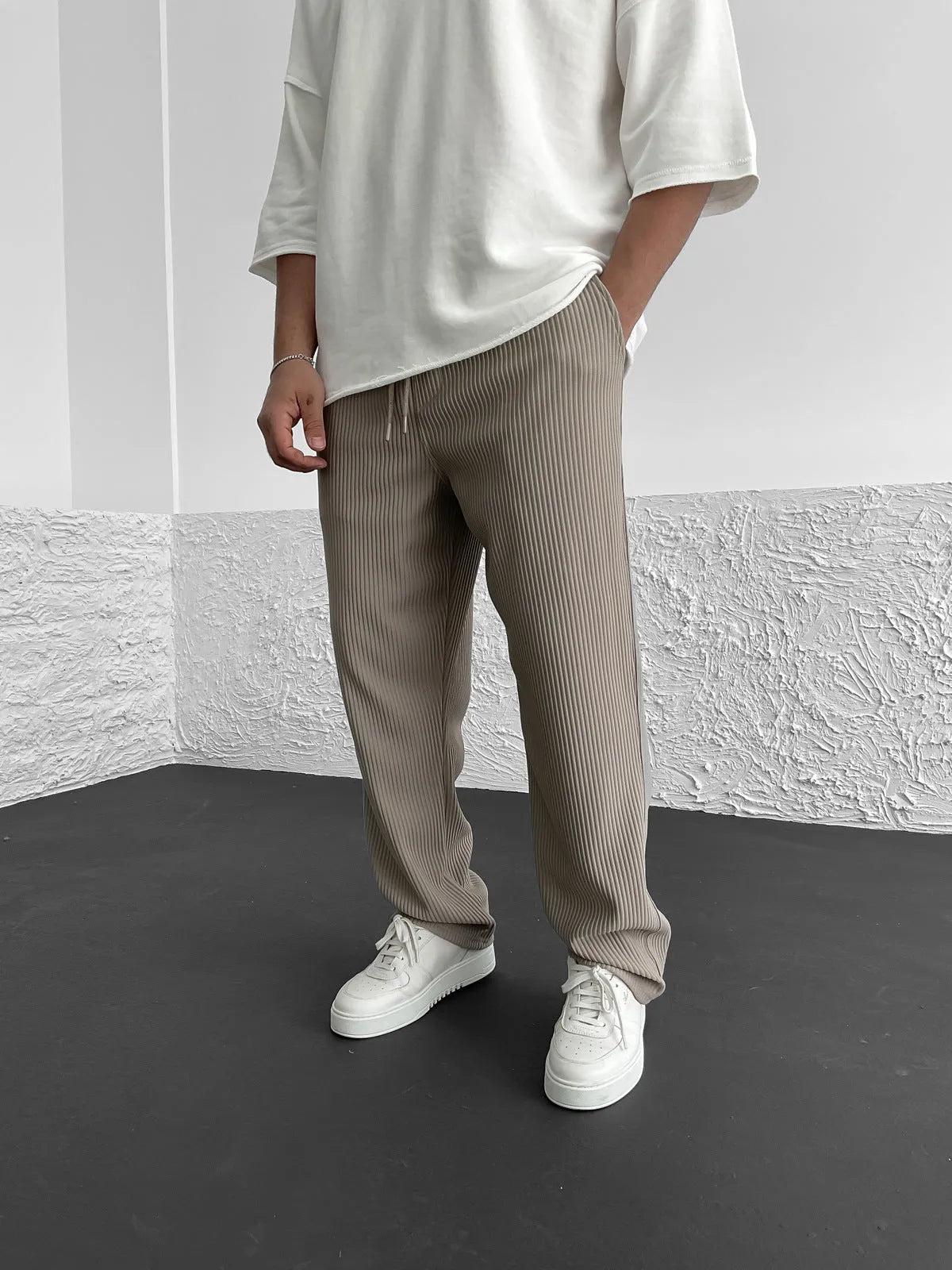 Sandro™ Loose Fit Housut – Mukavuutta ja Tyyliä